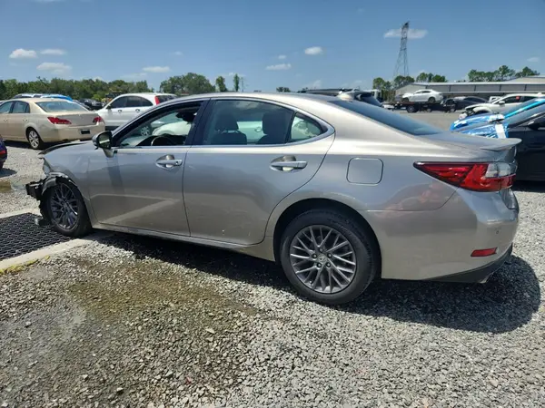 58ABK1GG4JU116652 2018 LEXUS ES - Image 2