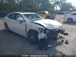 58ABK1GG4JU117591 2018 LEXUS ES
