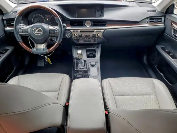 58ABK1GG5GU001423 2016 LEXUS ES - Image 8