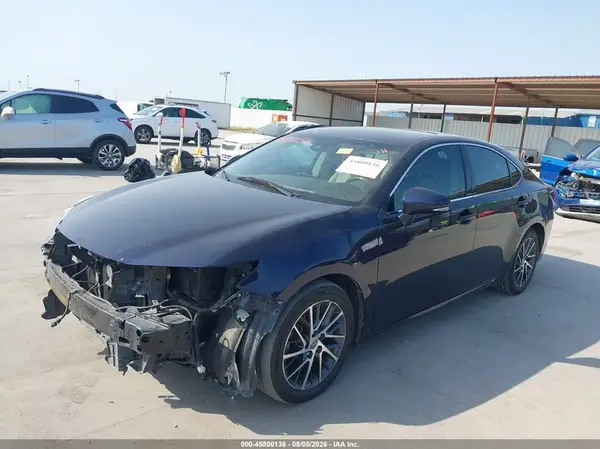 58ABK1GG5GU006699 2016 LEXUS ES - Image 2
