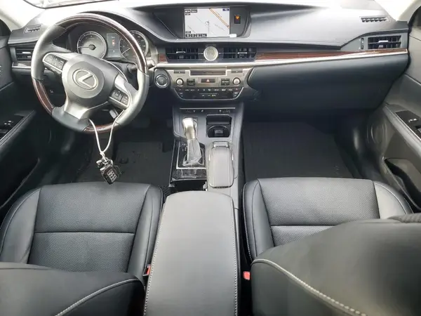 58ABK1GG5GU011899 2016 LEXUS ES - Image 8