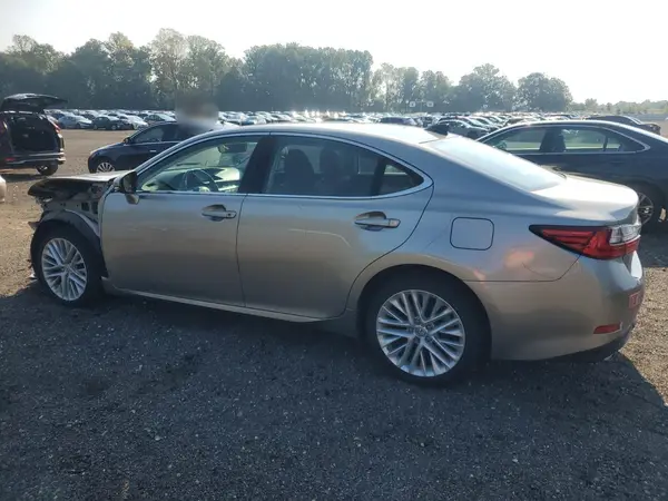 58ABK1GG5GU013085 2016 LEXUS ES - Image 2