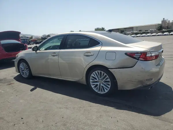 58ABK1GG5GU013720 2016 LEXUS ES - Image 2