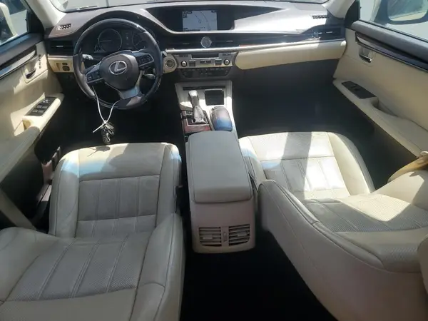 58ABK1GG5GU013720 2016 LEXUS ES - Image 8