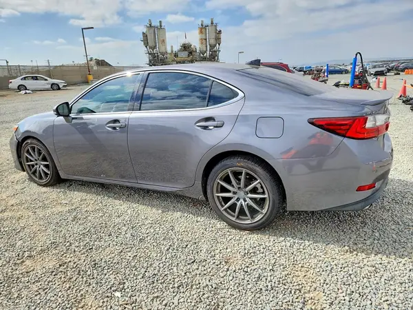 58ABK1GG5GU015953 2016 LEXUS ES - Image 2