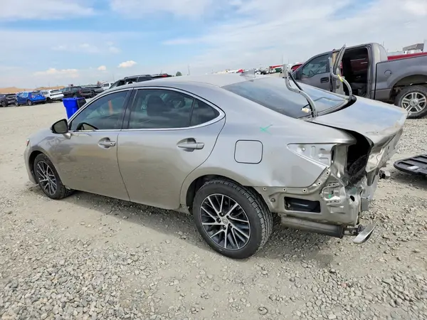 58ABK1GG5GU022384 2016 LEXUS ES - Image 2