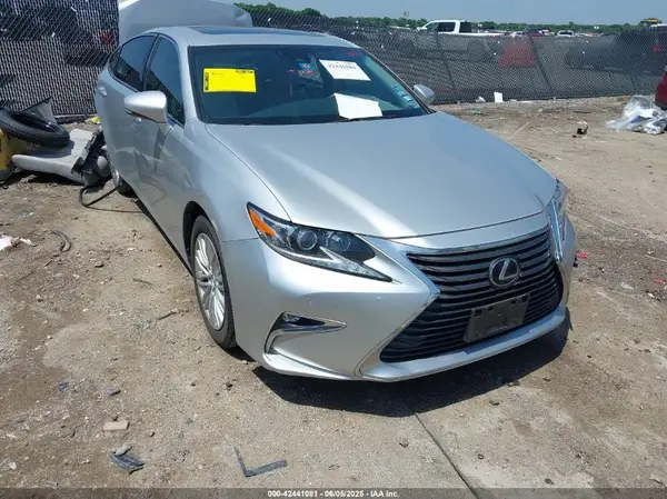 58ABK1GG5GU023471 2016 LEXUS ES - Image 1