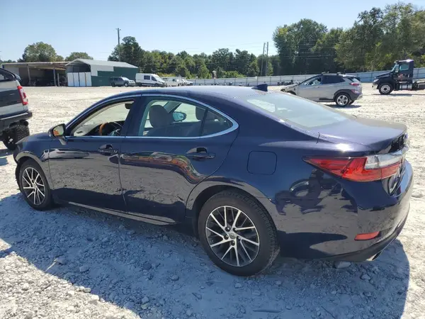 58ABK1GG5GU025561 2016 LEXUS ES - Image 2