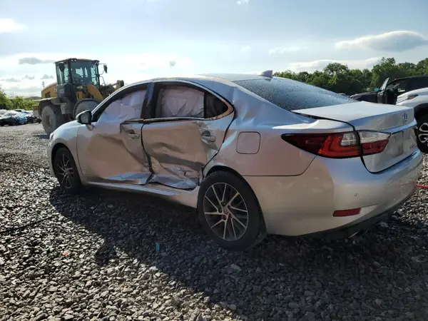 58ABK1GG5GU026032 2016 LEXUS ES - Image 2
