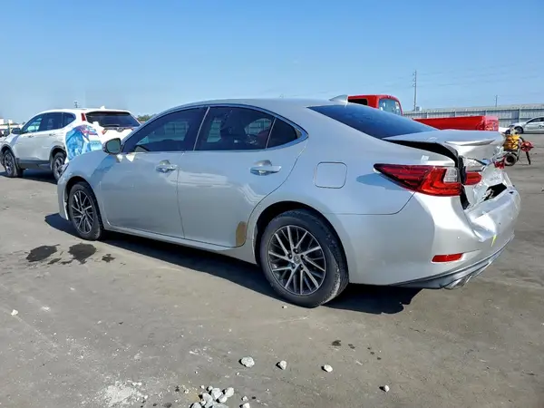 58ABK1GG5GU026077 2016 LEXUS ES - Image 2