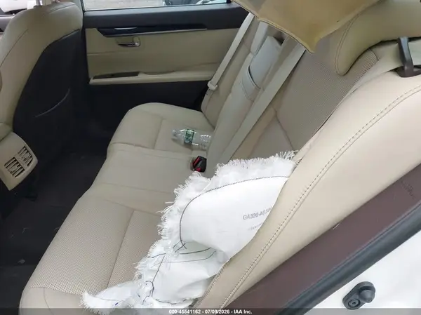 58ABK1GG5GU026371 2016 LEXUS ES - Image 8