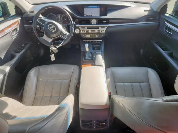 58ABK1GG5GU026385 2016 LEXUS ES - Image 8