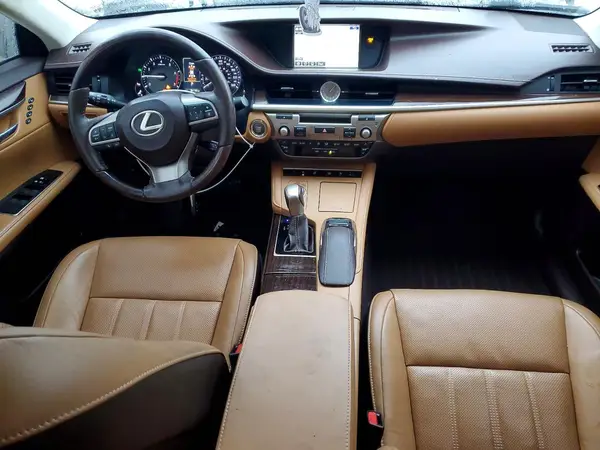 58ABK1GG5GU027570 2016 LEXUS ES - Image 8