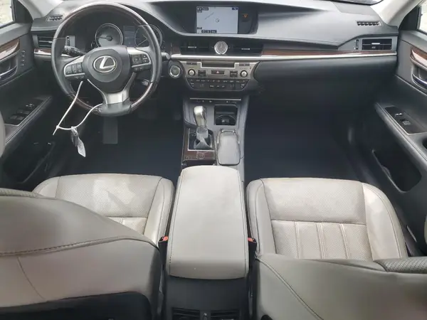 58ABK1GG5GU031974 2016 LEXUS ES - Image 8