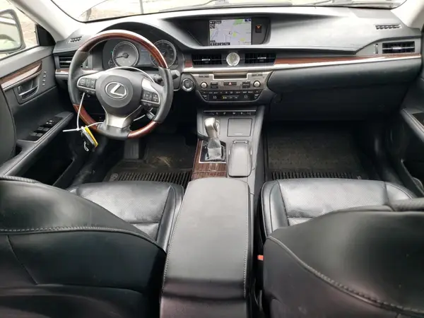 58ABK1GG5GU033921 2016 LEXUS ES - Image 8