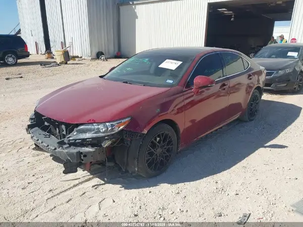 58ABK1GG5GU035118 2016 LEXUS ES - Image 2