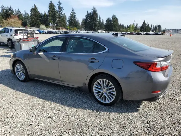 58ABK1GG5HU036710 2017 LEXUS ES - Image 2