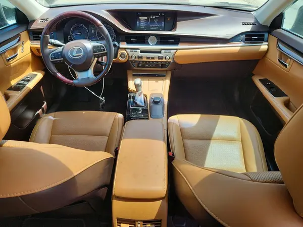 58ABK1GG5HU037226 2017 LEXUS ES - Image 8