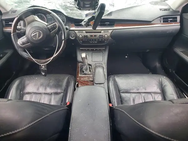 58ABK1GG5HU037579 2017 LEXUS ES - Image 8