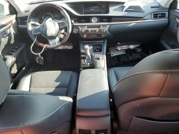 58ABK1GG5HU043768 2017 LEXUS ES - Image 8