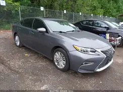 58ABK1GG5HU043866 2017 LEXUS ES