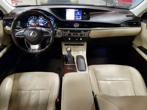 58ABK1GG5HU045178 2017 LEXUS ES - Image 8