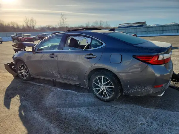 58ABK1GG5HU048839 2017 LEXUS ES - Image 2