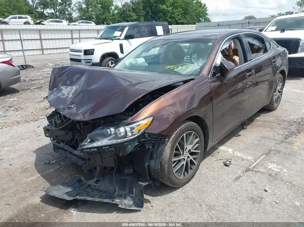 58ABK1GG5HU051398 2017 LEXUS ES - Image 2