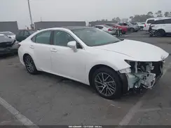 58ABK1GG5HU057671 2017 LEXUS ES