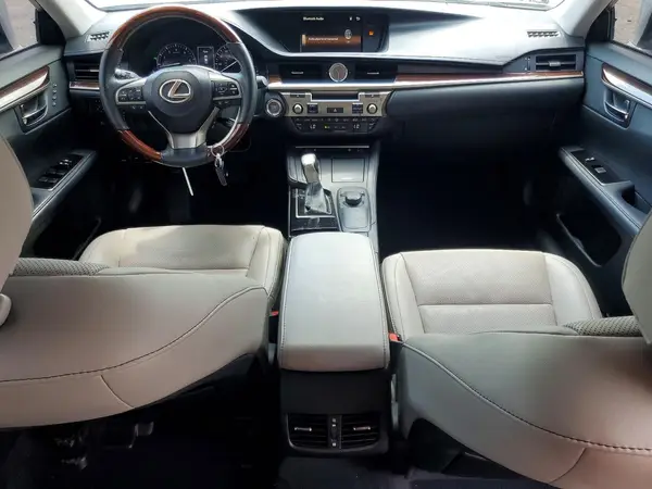 58ABK1GG5HU058772 2017 LEXUS ES - Image 8