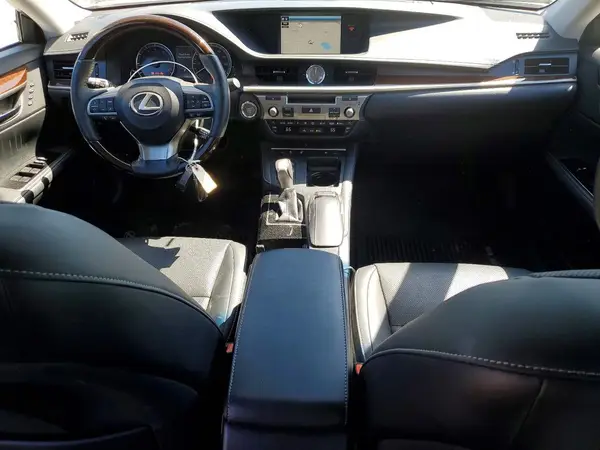 58ABK1GG5HU063163 2017 LEXUS ES - Image 8