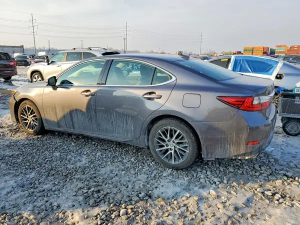 58ABK1GG5HU064443 2017 LEXUS ES - Image 2