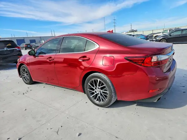 58ABK1GG5HU065351 2017 LEXUS ES - Image 2
