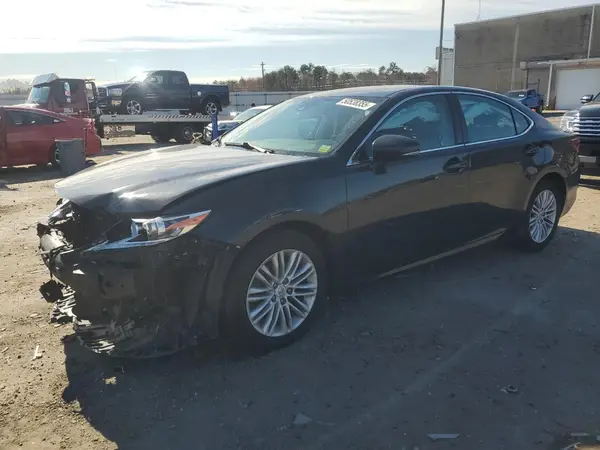 58ABK1GG5HU067827 2017 LEXUS ES - Image 1