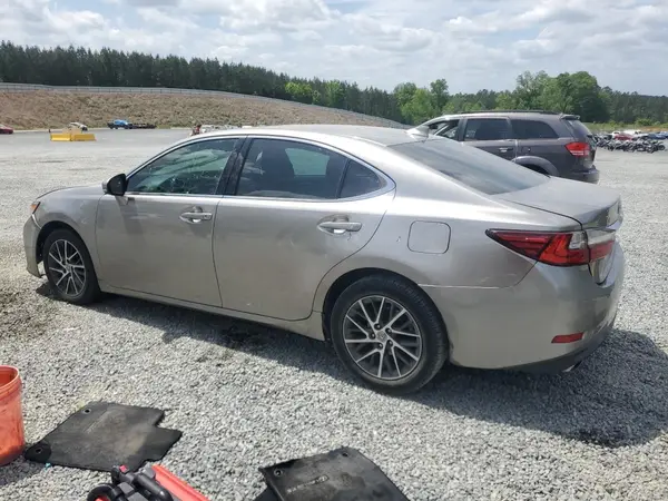 58ABK1GG5HU068542 2017 LEXUS ES - Image 2
