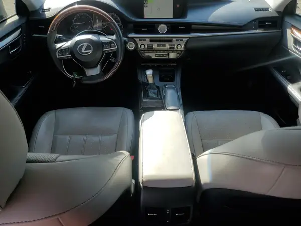 58ABK1GG5HU068749 2017 LEXUS ES - Image 8