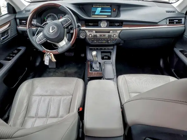 58ABK1GG5HU072560 2017 LEXUS ES - Image 8
