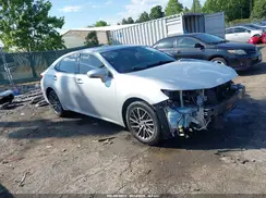 58ABK1GG5HU072607 2017 LEXUS ES