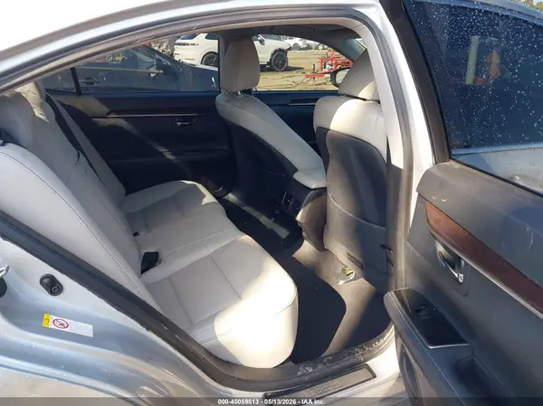 58ABK1GG5HU072607 2017 LEXUS ES - Image 8