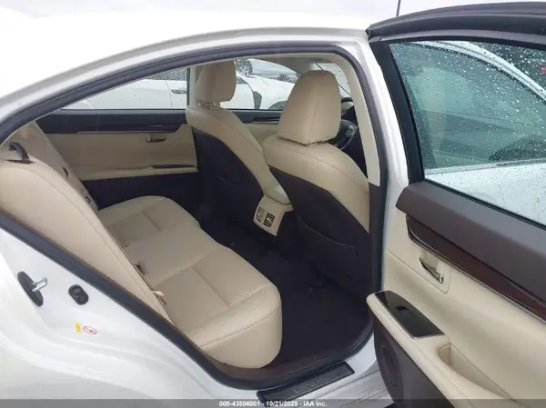 58ABK1GG5HU072767 2017 LEXUS ES - Image 8