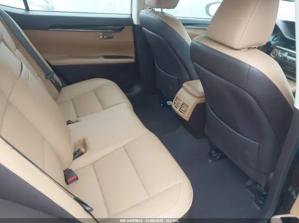 58ABK1GG5HU074678 2017 LEXUS ES - Image 8