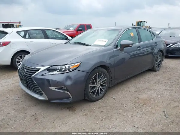 58ABK1GG5HU078164 2017 LEXUS ES - Image 2
