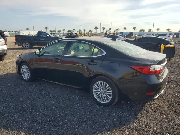 58ABK1GG5HU079394 2017 LEXUS ES - Image 2