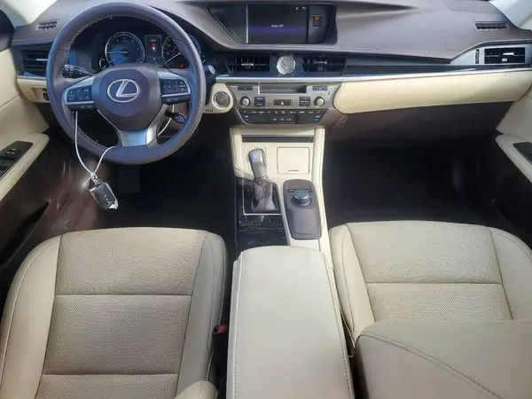 58ABK1GG5HU079394 2017 LEXUS ES - Image 8