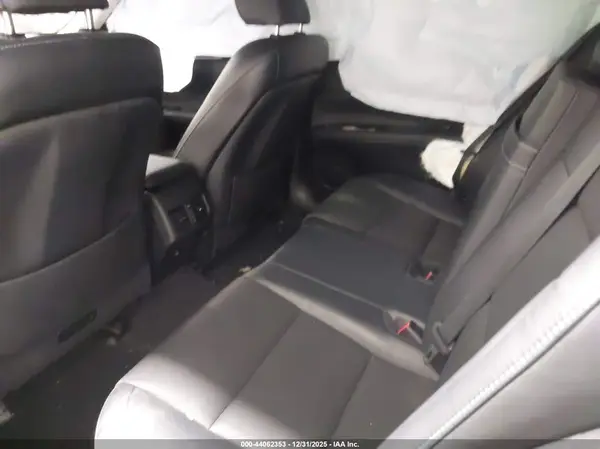 58ABK1GG5JU081619 2018 LEXUS ES - Image 8