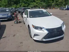 58ABK1GG5JU082432 2018 LEXUS ES