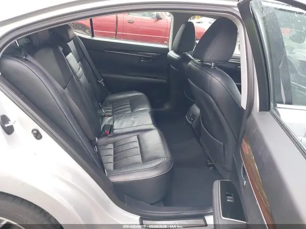 58ABK1GG5JU082513 2018 LEXUS ES - Image 8