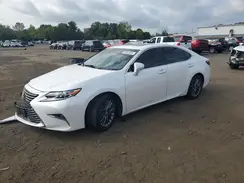58ABK1GG5JU083547 2018 LEXUS ES
