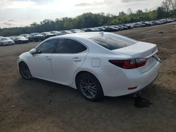 58ABK1GG5JU083547 2018 LEXUS ES - Image 2