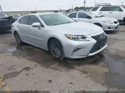 58ABK1GG5JU087811 2018 LEXUS ES